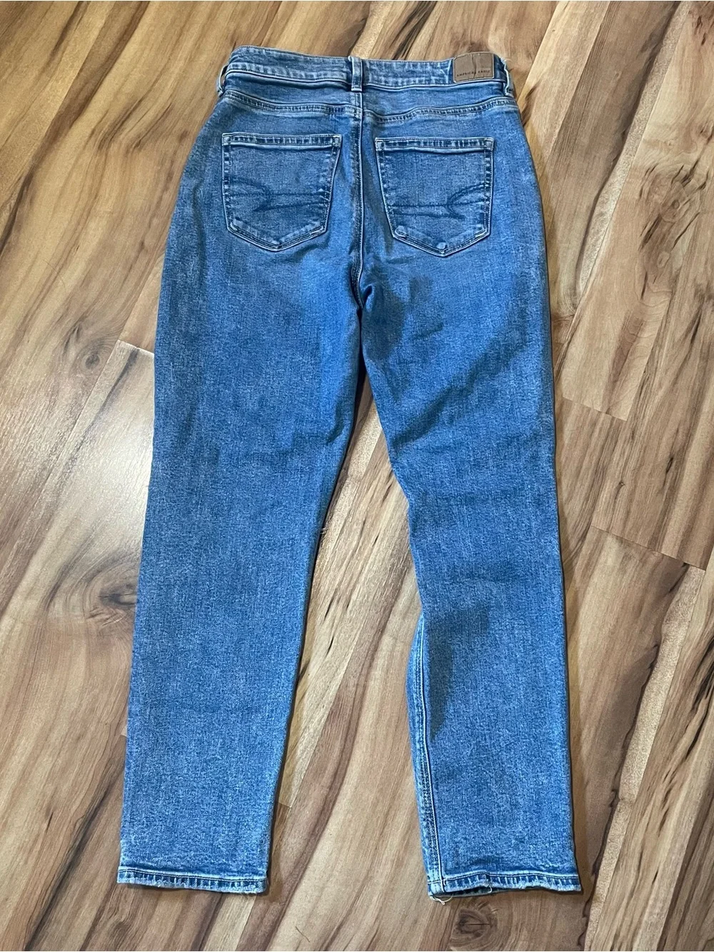 American Eagle High Rise Ripped Mom Jeans Denim Size 4S